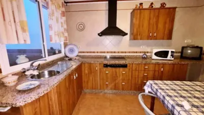 Chalet in Encinas Reales photo 11