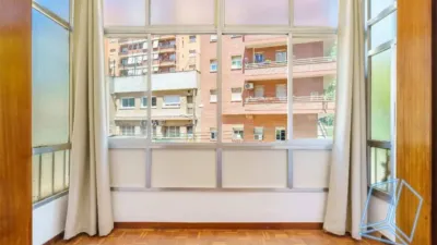 Apartment in El Baix Guinardó photo 5