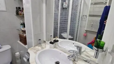 Apartment in Montbau photo 6