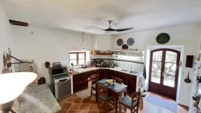 Chalet on Algaida Street - La Unio Street photo 26