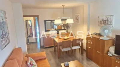Apartment in Singuerlín-Les Oliveres-Can Franquesa-Guinardera photo 4