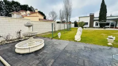 Chalet in Mojados photo 55