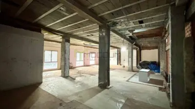 Local comercial en venta en Ensanche - Más