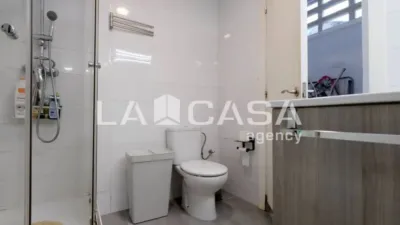 Apartment in Montbau photo 13