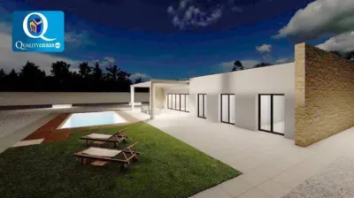 Chalet in Camarillas photo 6