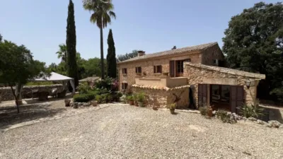 Chalet on Algaida Street - La Unio Street photo 5
