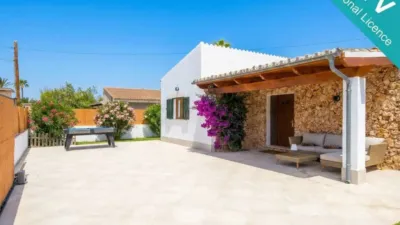 Chalet on Carrer de Bearn, Puerto de Alcudia photo 11