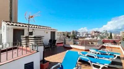 Penthouse on Calle Marina Nacional photo 30