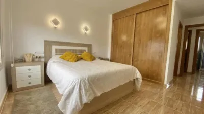 Chalet on Pla Roig Street, 65 photo 4