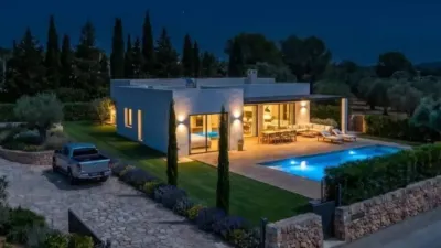 Chalet in Camarillas photo 5