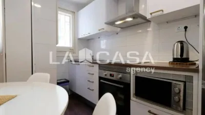 Apartment in Montbau photo 6