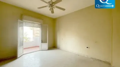 Apartment in Plaça de Crevillent-Juzgados photo 9