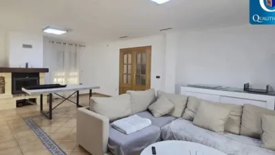 Chalet in Crevillent photo 11