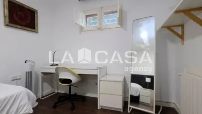 Apartment in Montbau photo 23