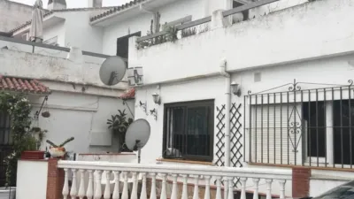 Chalet on Calle El Halcón photo 2