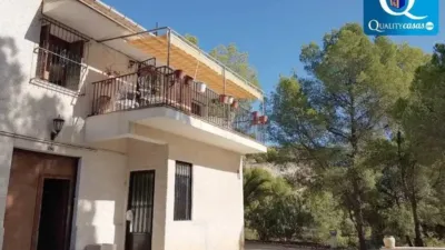 Rustic house in Onil photo 18