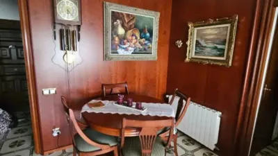 Apartment in Montbau photo 13