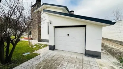 Chalet in Mojados photo 34