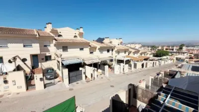 Chalet on Calle de la Zarzuela photo 25