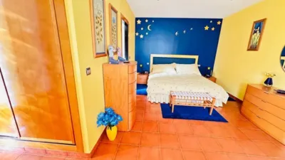Chalet in Mojados photo 28