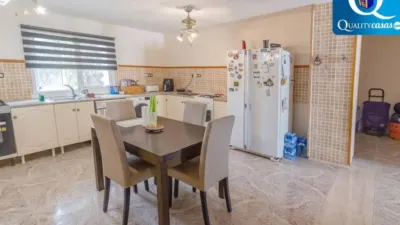 Chalet in Crevillent photo 9