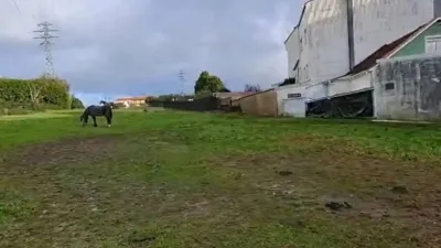 Terreno en venta en Avenida de Santa Marina, cerca de Calle de Casquido - Vista 3