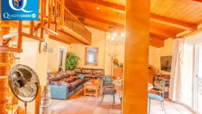 Chalet in Crevillent photo 9