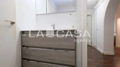Apartment in Montbau photo 12