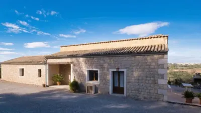 Chalet in Sineu photo 8