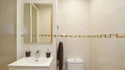 Apartment in Esplugues de Llobregat photo 25