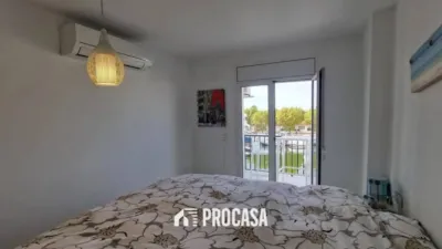 Apartment in Empuriabrava photo 16