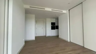 Apartment on Urbanizacion Beneficiado Street, 2E photo 4