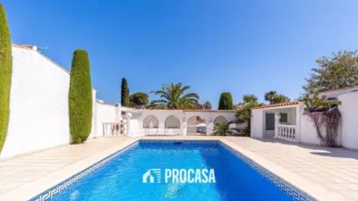 Chalet in Empuriabrava photo 3