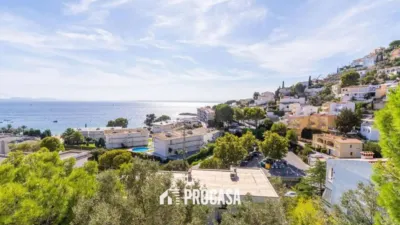 Chalet in Port Esportiu-Canyelles-Puig Rom photo 2