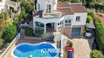Chalet in Les Torroelles photo 34