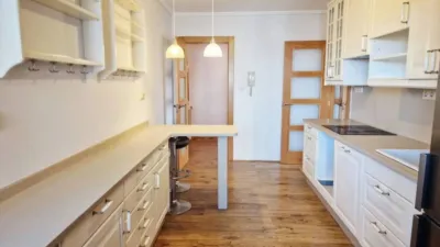 Apartment in Avilés photo 2