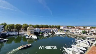 Apartment in Empuriabrava photo 6