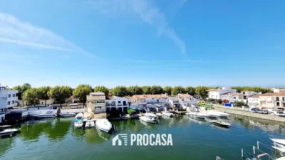 Apartment in Empuriabrava photo 40