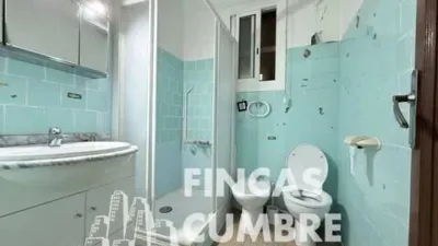 Apartment in El Guinardó photo 19