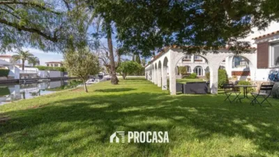 Apartment in Empuriabrava photo 20
