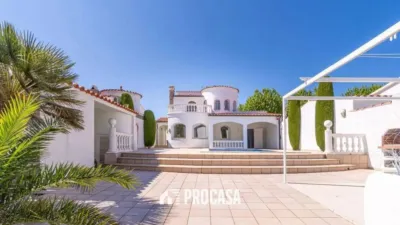 Chalet in Empuriabrava photo 10