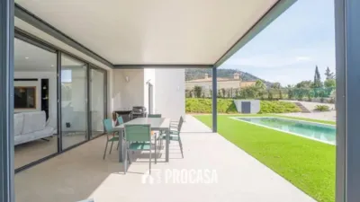 Chalet in Les Torroelles photo 7