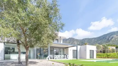 Chalet in Les Torroelles photo 20