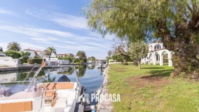Apartment in Empuriabrava photo 2