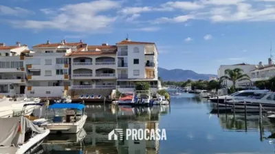 Apartment in Empuriabrava photo 22
