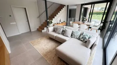 Chalet on Carrer dels Donants de Sang photo 9