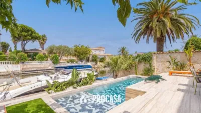 Chalet in Empuriabrava photo 6