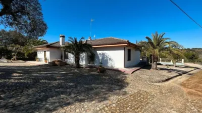Chalet in Malpartida de Plasencia photo 12