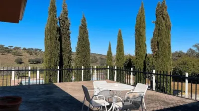 Chalet in Malpartida de Plasencia photo 37