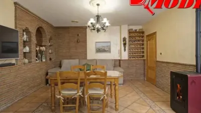 Chalet on Calle de Trajano photo 4